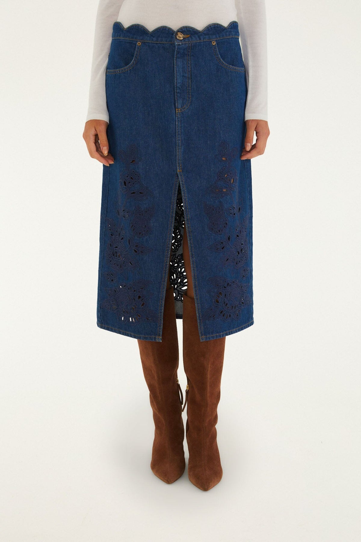 FARM Rio model wearing the Richelieu Front Slit Denim Midi Skirt