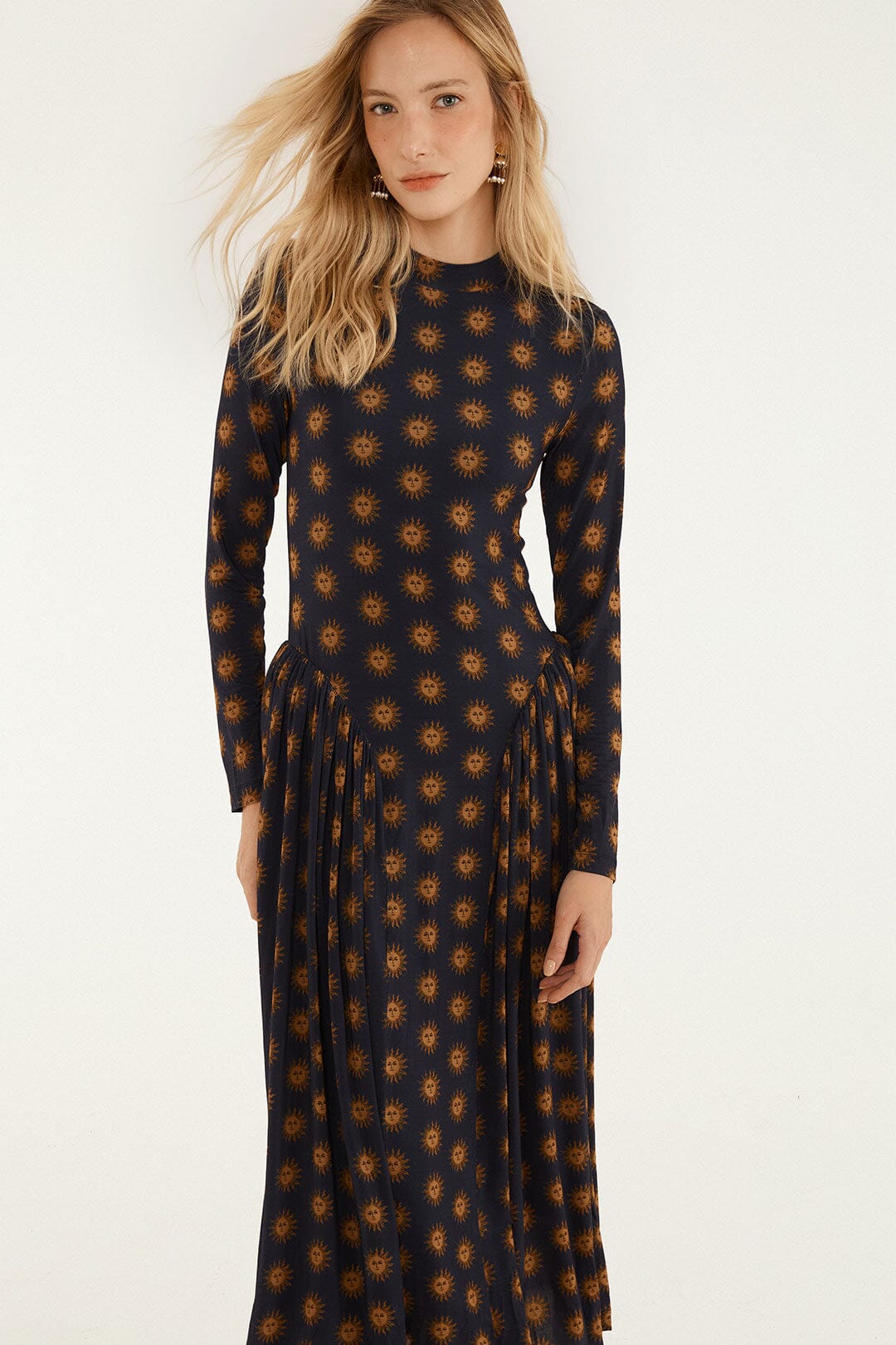 FARM Rio model wearing the Sunny Way Long Sleeve Maxi Dress