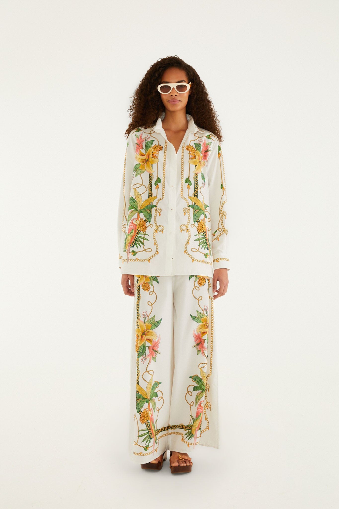 FARM Rio model wearing the Tropical Royalty Off-White Shirt Long Sleeve