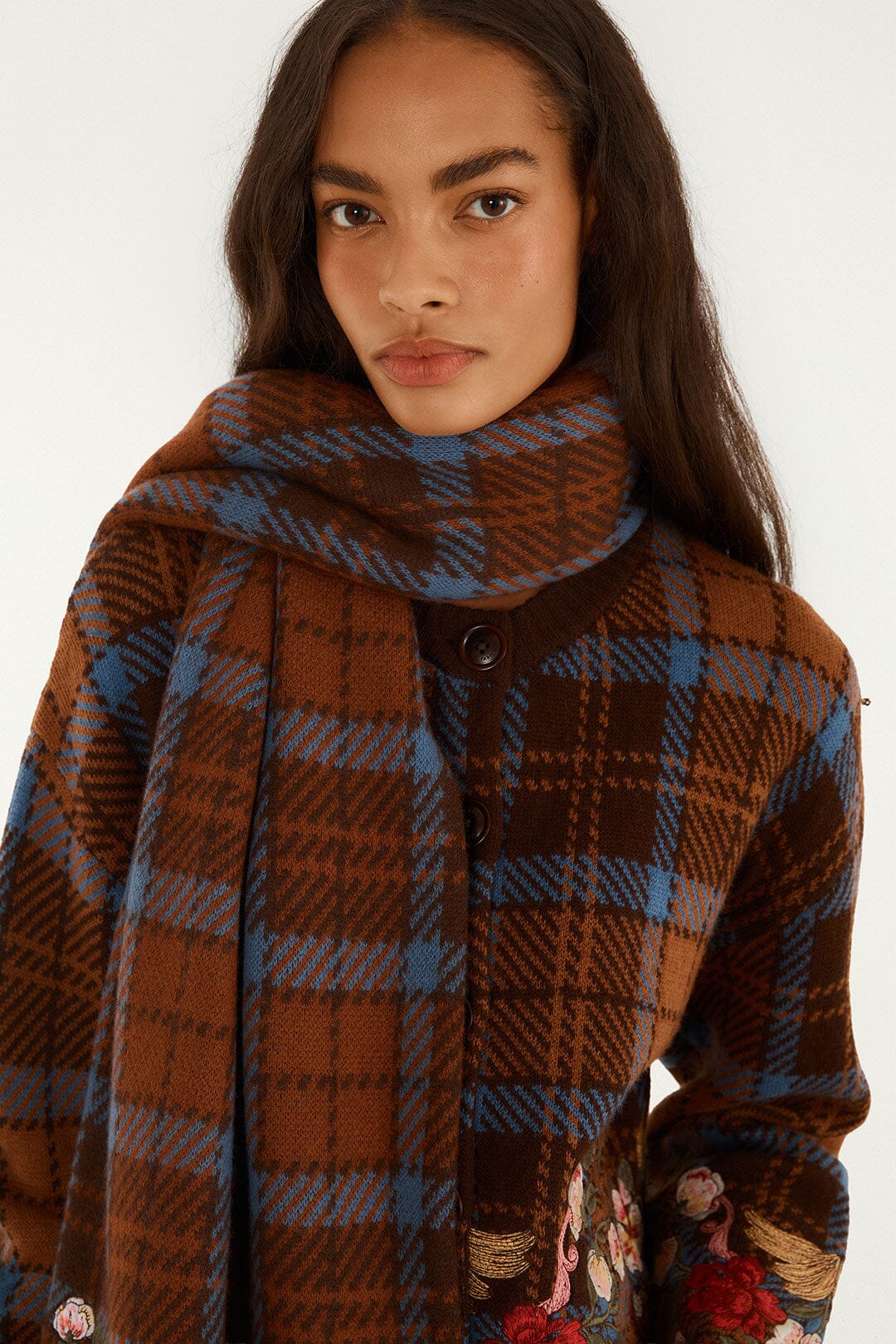 FARM Rio model wearing the Tropical Tea Scarf