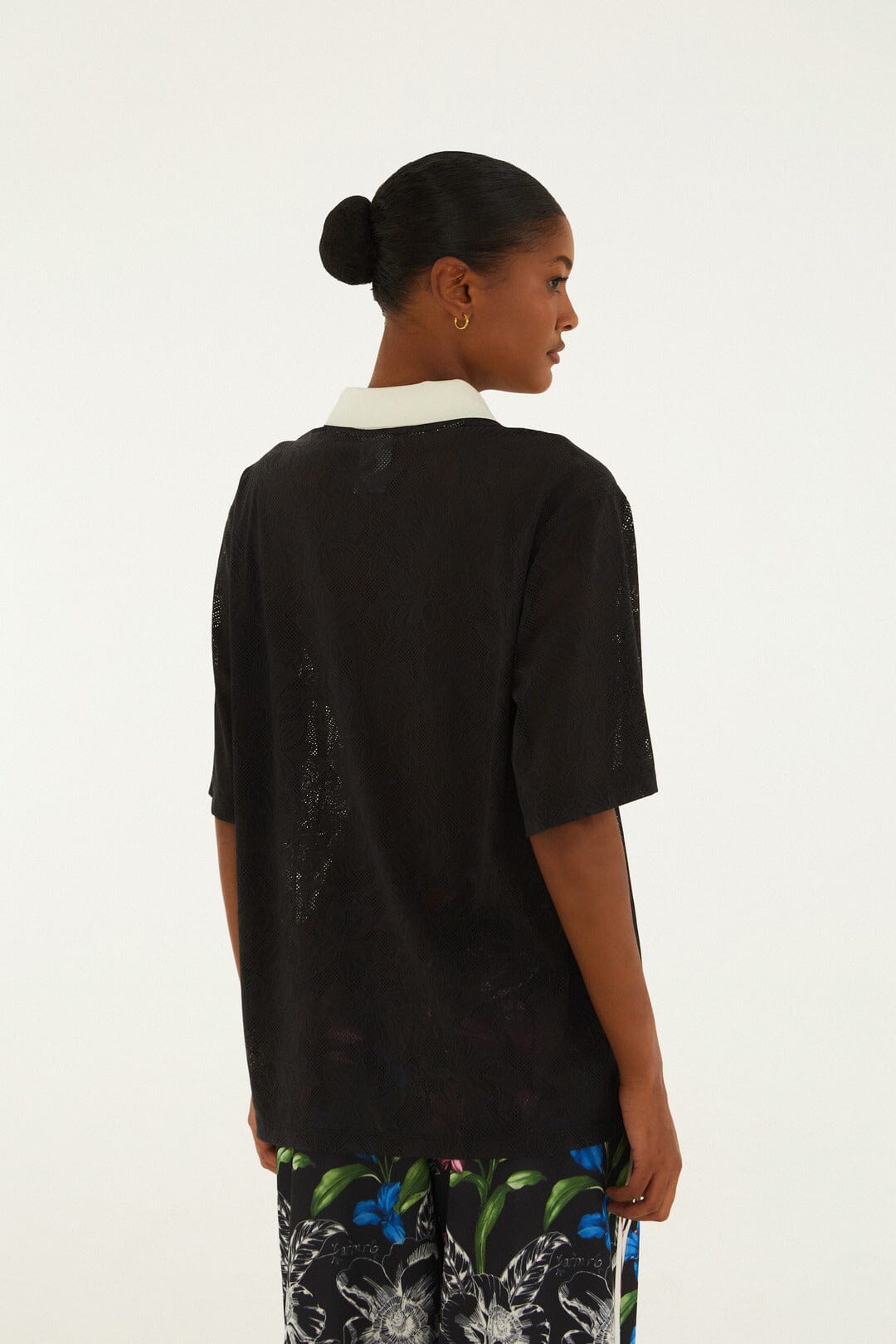 FARM Rio model wearing the Tshirt Adidas Lace Black