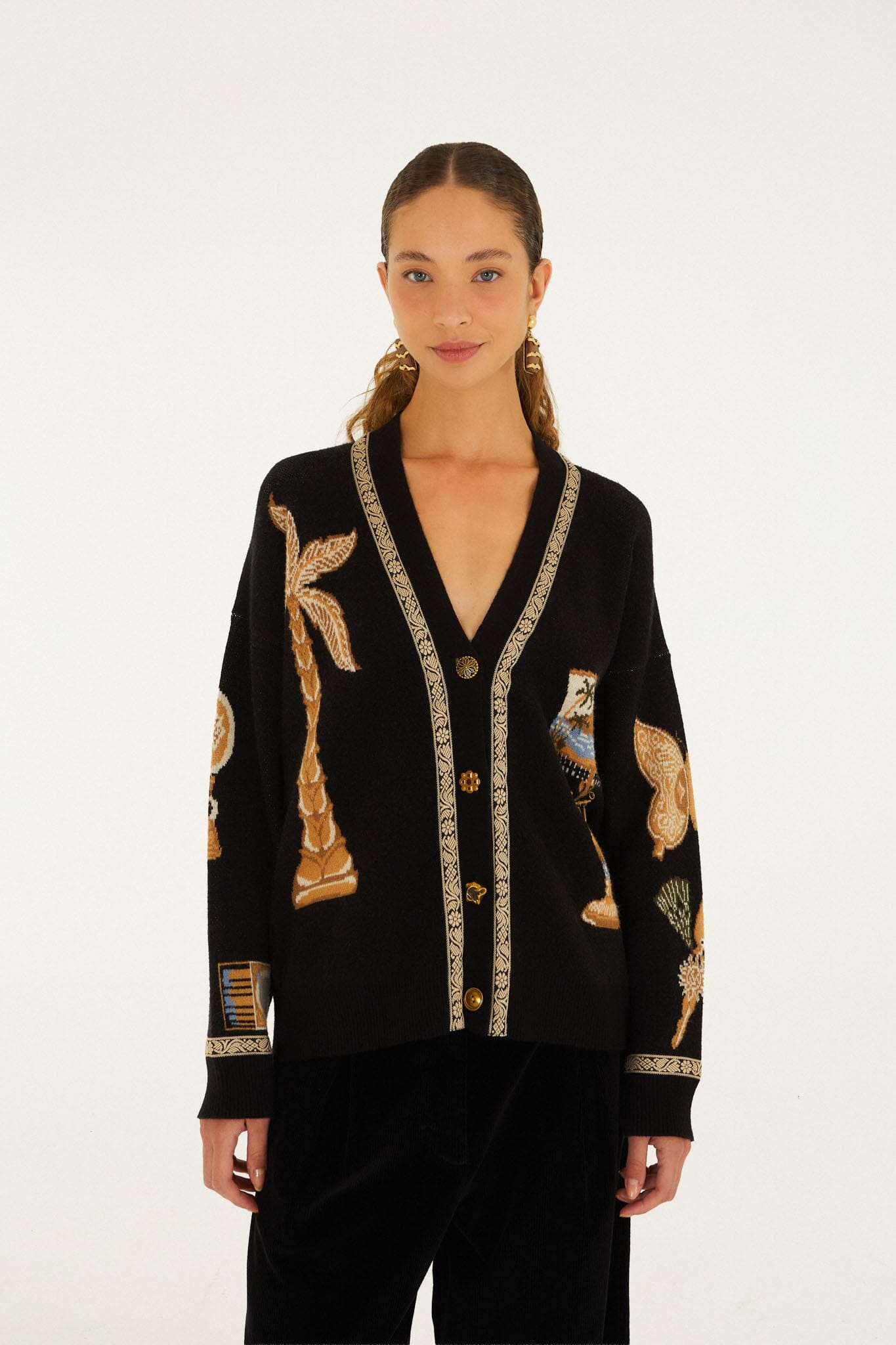 FARM Rio model wearing the Vintage Sourvenirs Buttoned Knit Cardigan